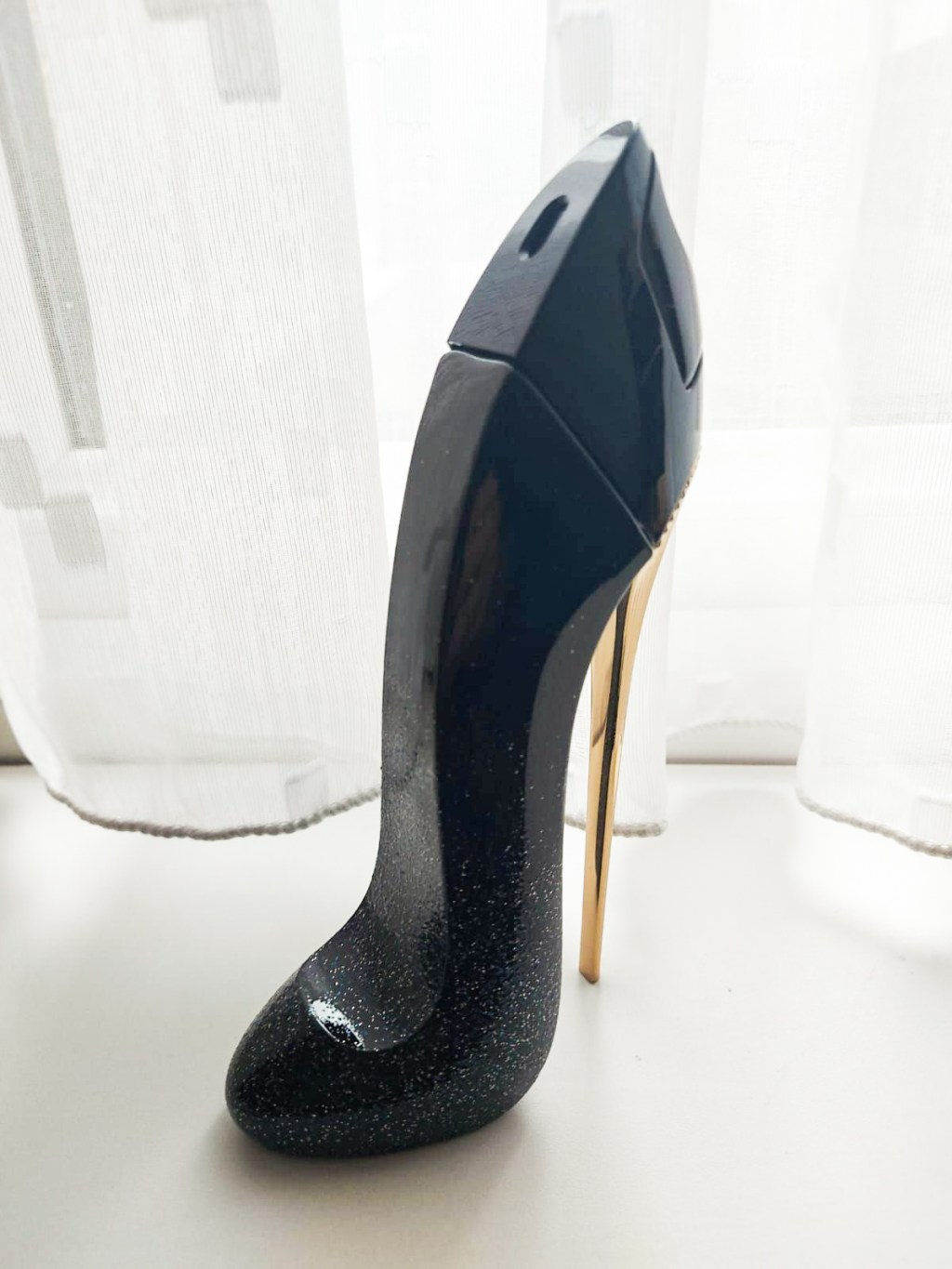 Perfume Review: Good Girl Suprême by Carolina Herrera